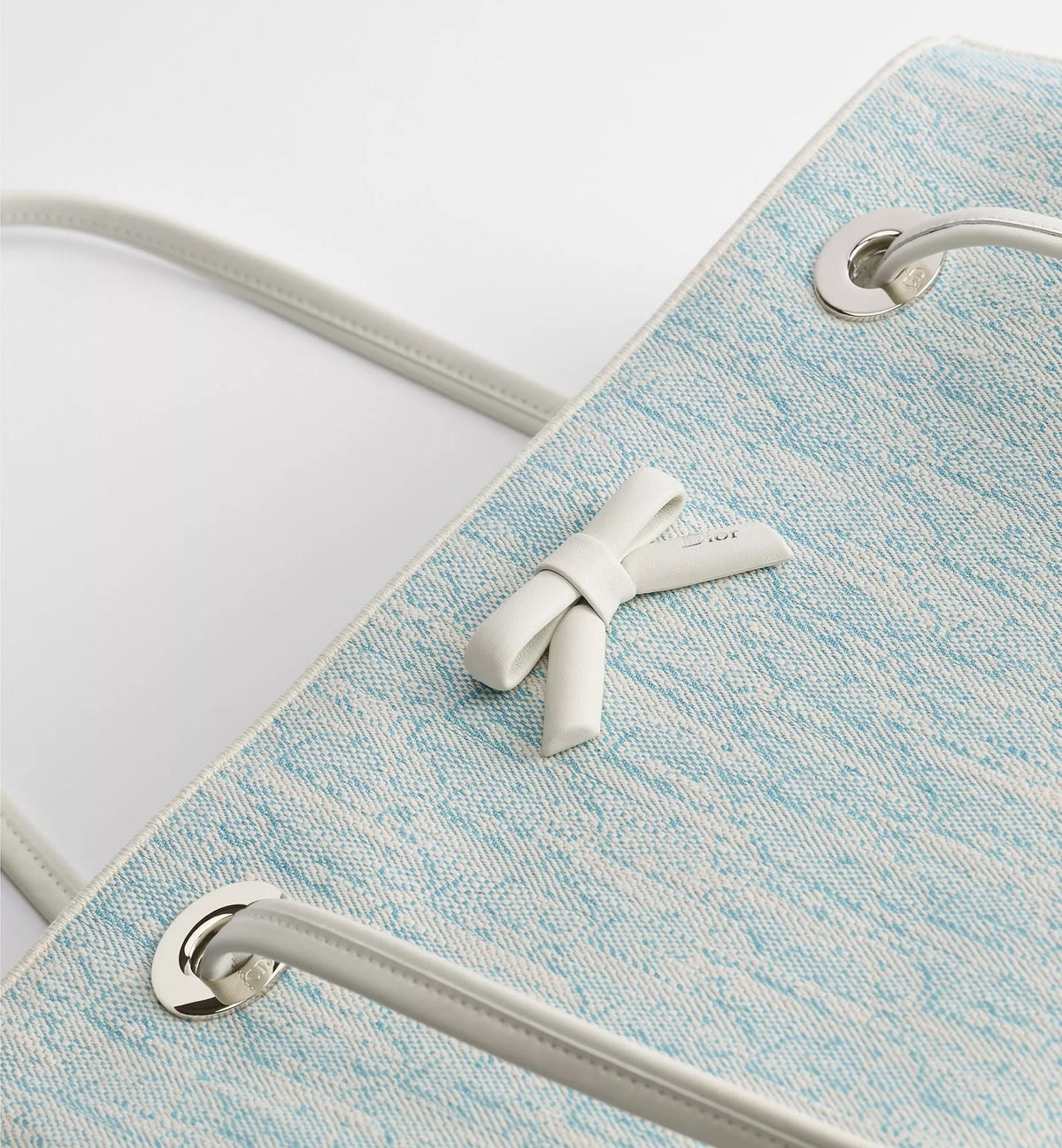 Women's Medium Promenade Shopping Bag