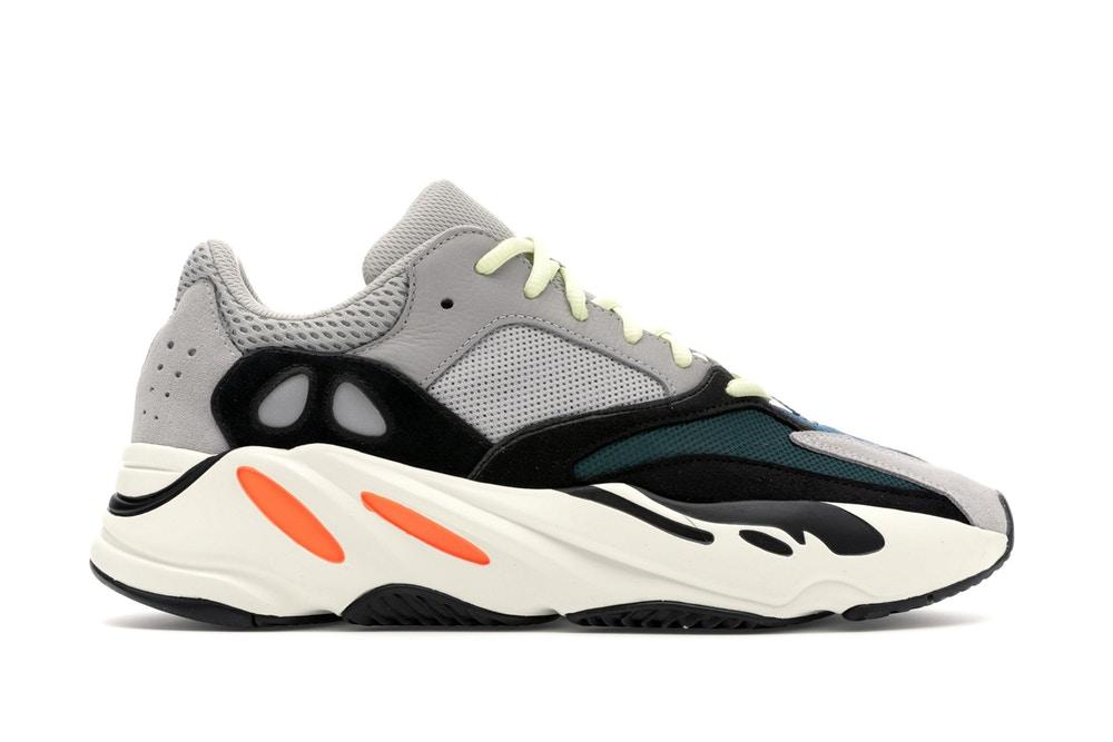 YZ Boost 700 Wave Runner Solid Grey Edition