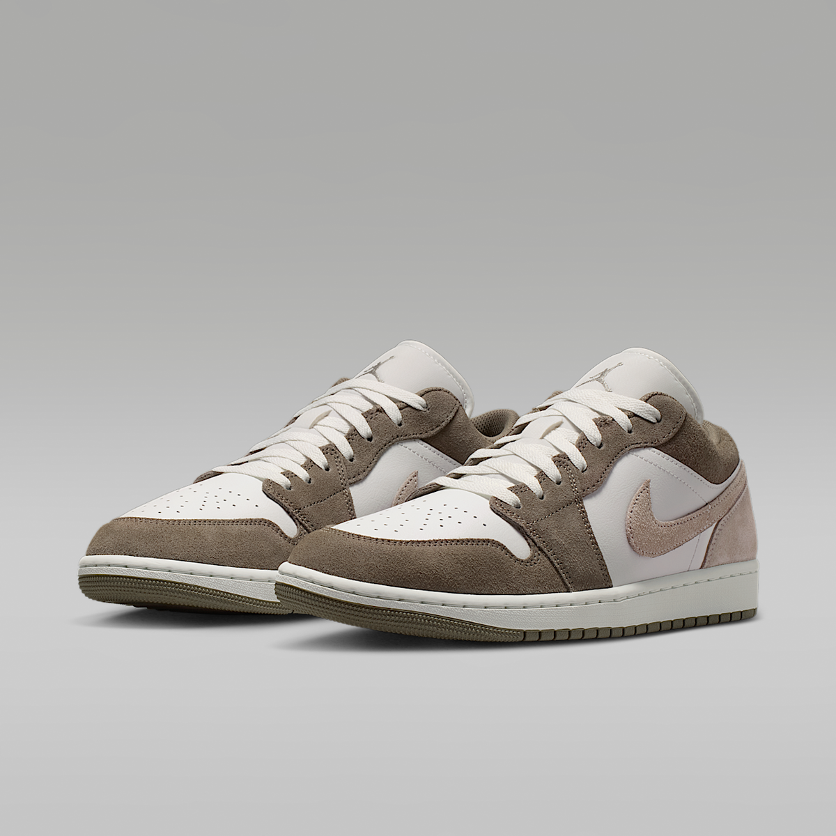 Air Jordan 1 Low Men's Shoes