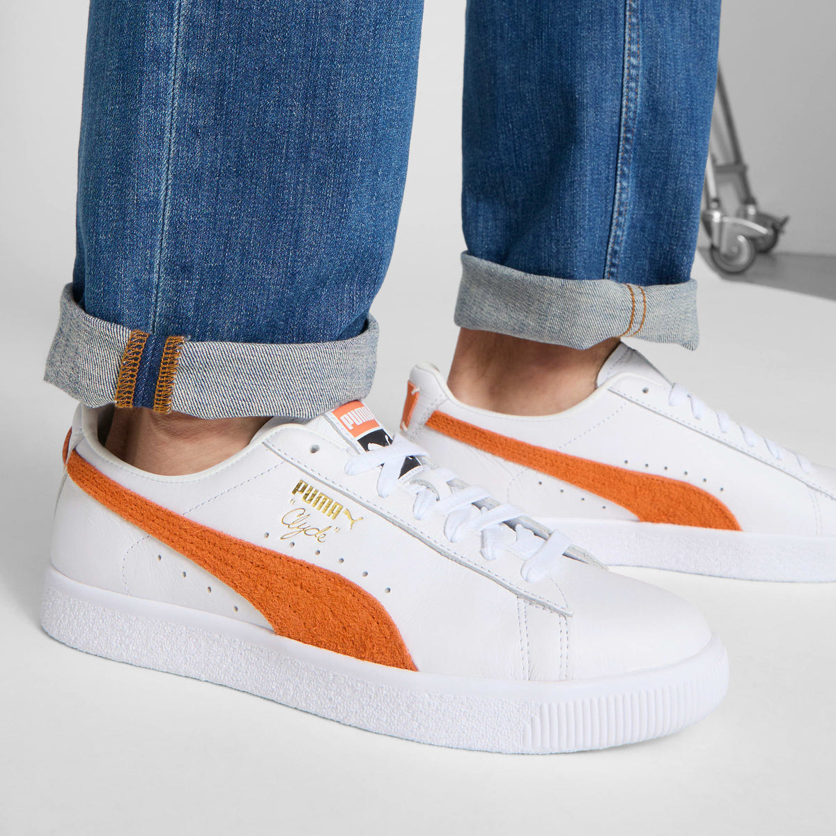 Clyde Base Sneakers
