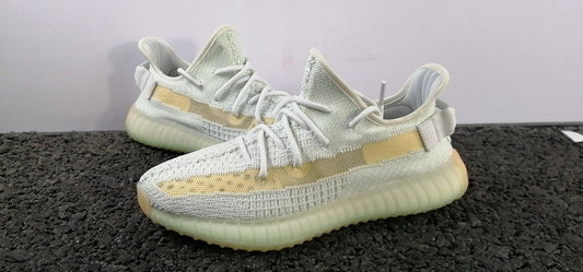Yeezy Boost 350 V2 Hyperspace YZ350 Edition