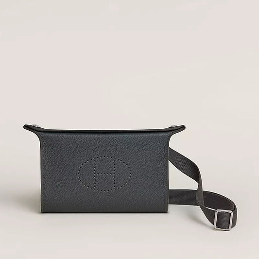 Women's Videpoches Bag With Togo Calfskin And Clou De Selle Closure